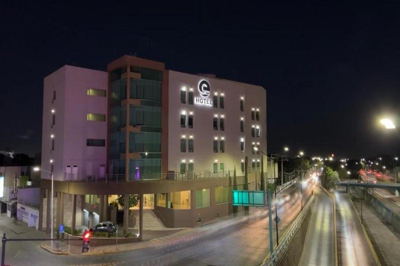 Mision Leon Hotel ภายนอก รูปภาพ